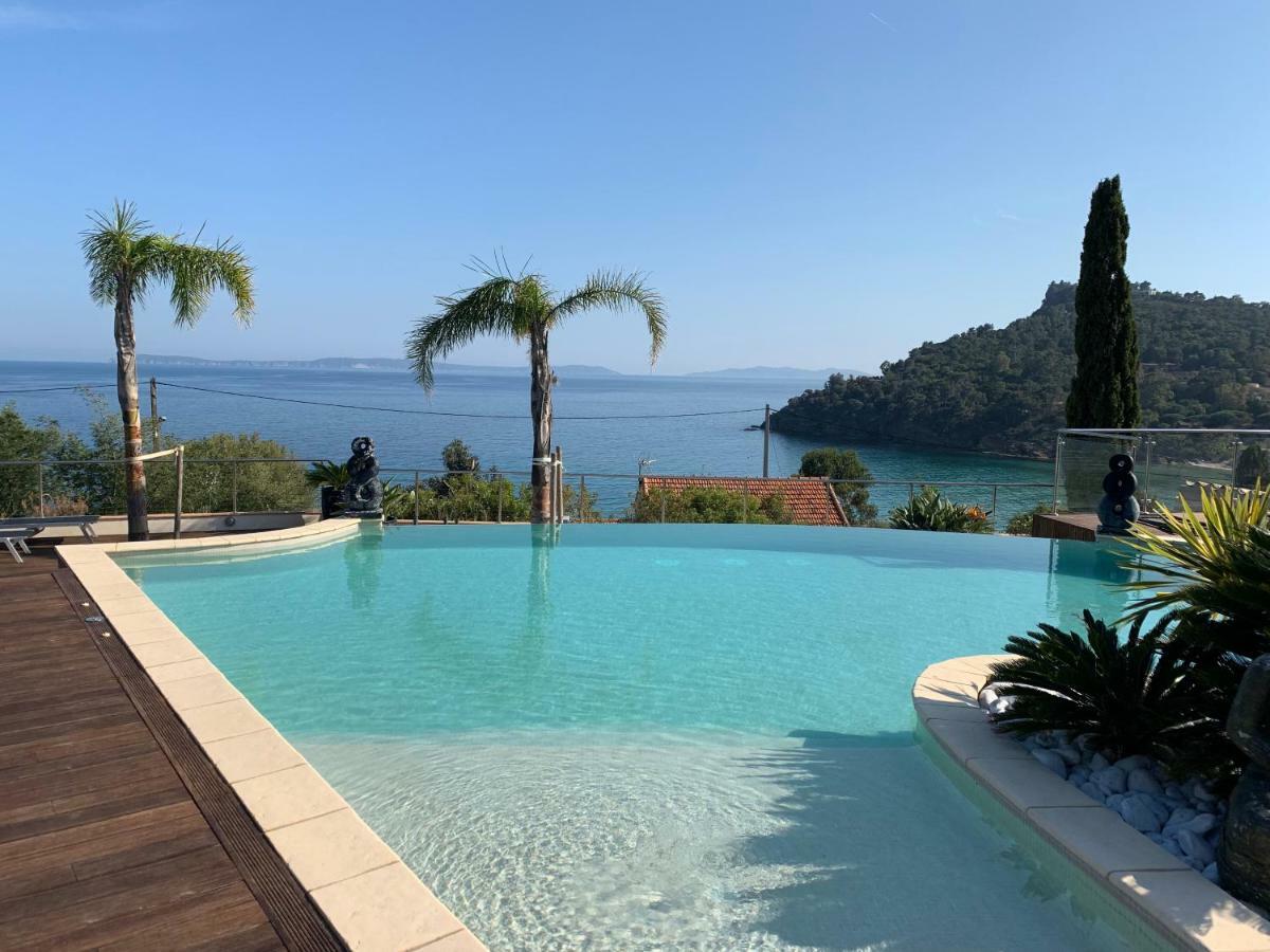 Les Lauriers Roses Aparthotel Rayol-Canadel-sur-Mer Exterior photo